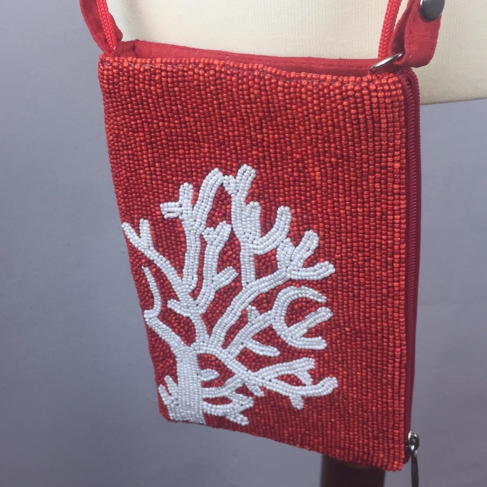 CROSSBODY BEADED MINI PURSE RED WHITE
